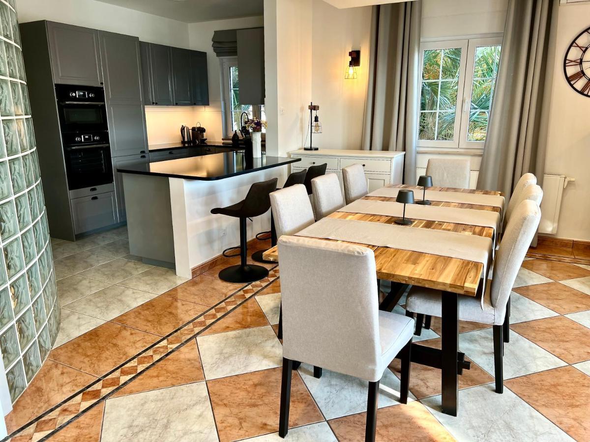 Apartament Romana Ii *