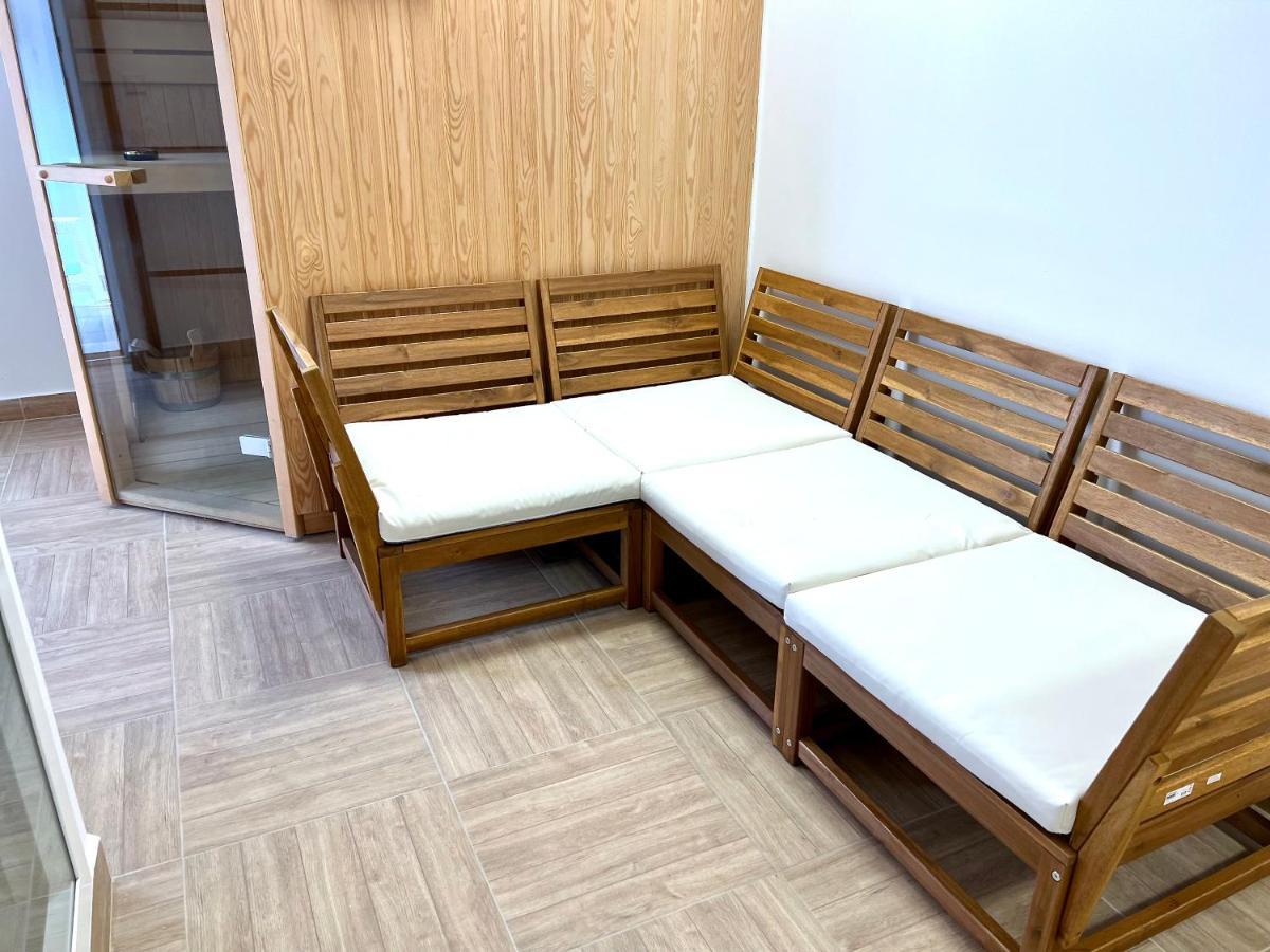 Apartment Romana Ii *